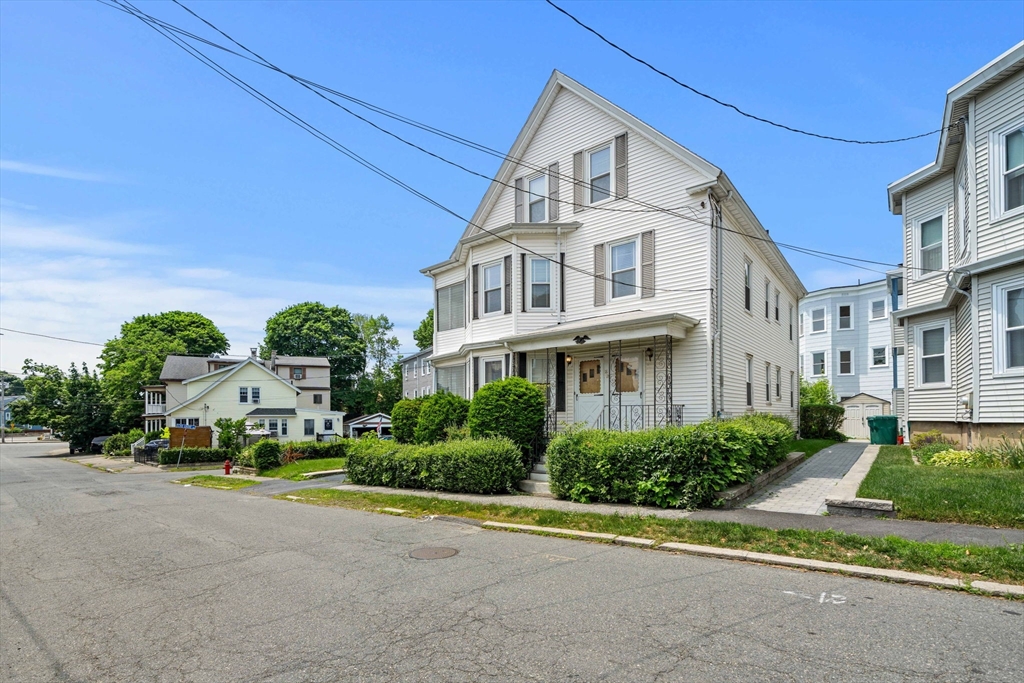 18 Raddin Grove Avenue Lynn, MA 01905 - Photo 36 of 42