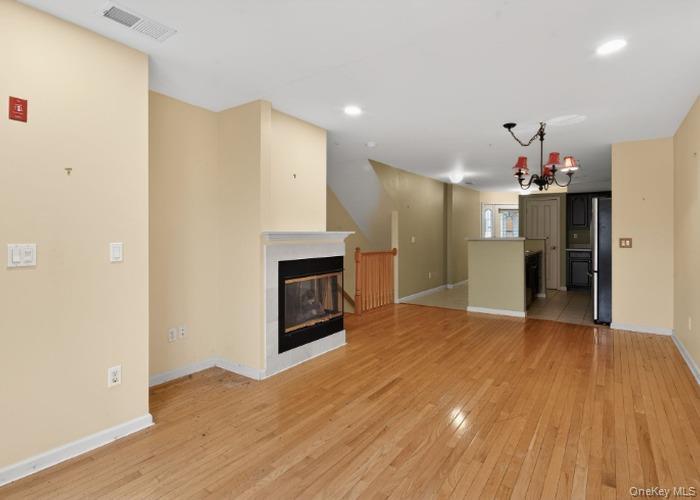 414 Highridge Court Peekskill, NY 10566 - Photo 5 of 23