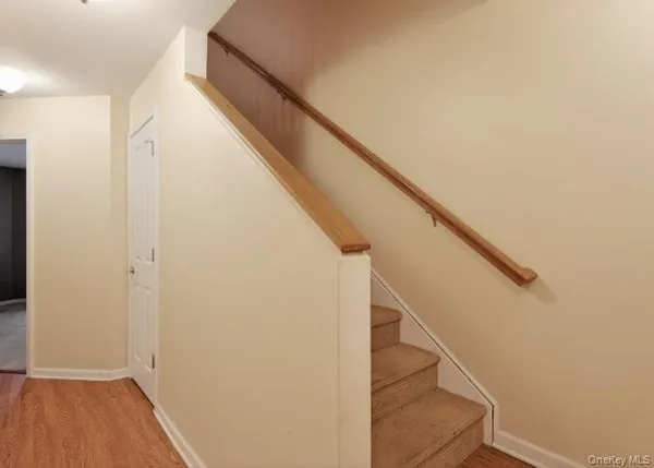 $458,600 | 414 Highridge Court, Peekskill, NY 10566