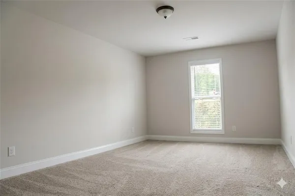 $390,000 | 99 Southwood Drive, Danielsville, GA 30633