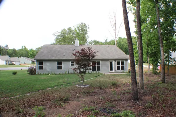 $390,000 | 99 Southwood Drive, Danielsville, GA 30633