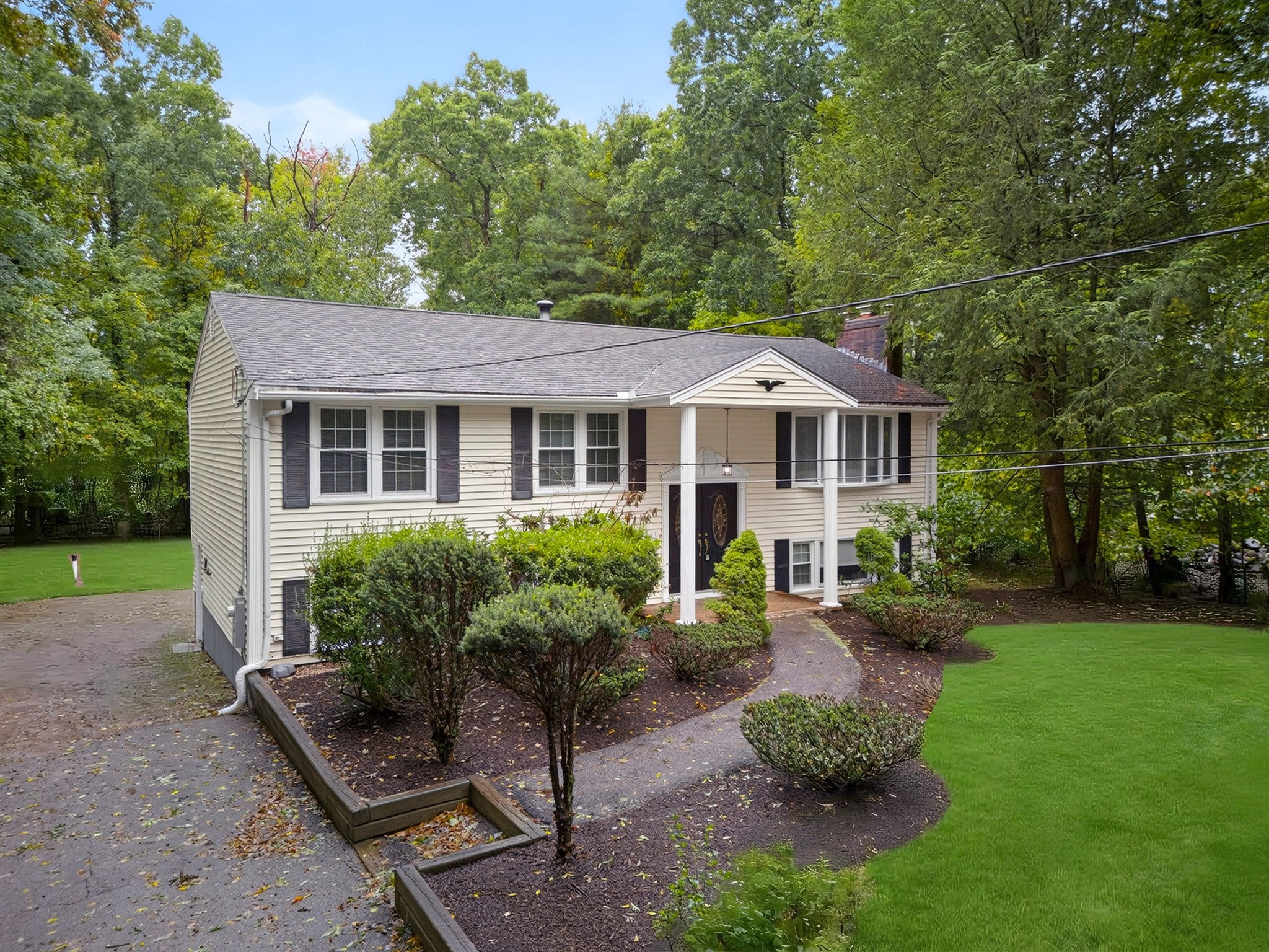 8 Allen Road Easton, MA 02356 - Photo 4 of 30 Gallery Image 4