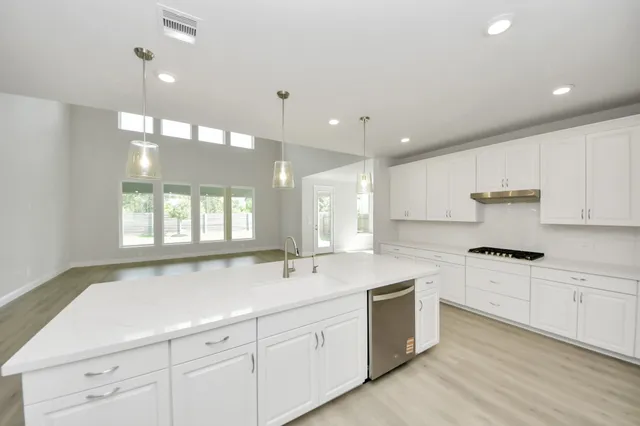 $579,957 | 17011 Sweet Iris Court, Conroe, TX 77302