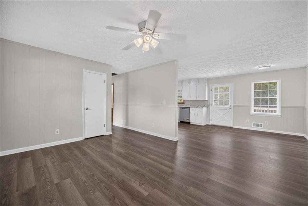 2591 Doc Hughes Road Buford, GA 30519 - Photo 9 of 41