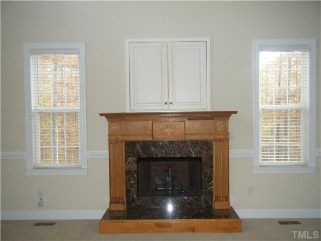 117 A Pierce Road Garner, NC 27529 - Photo 10 of 24 Living Room
