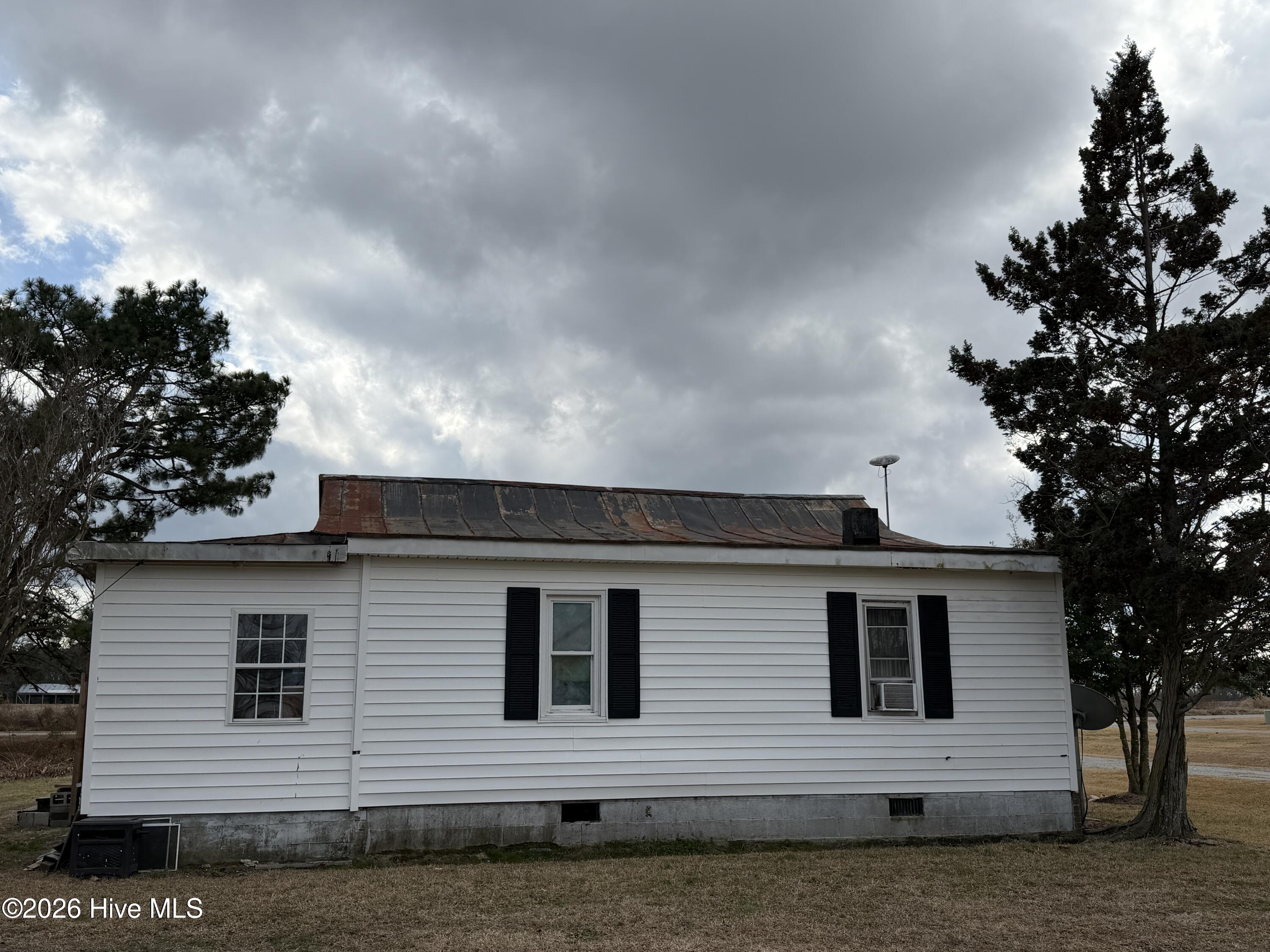 1570 Gurganus Road Snow Hill, NC 28580 - Photo 3 of 14 Back View