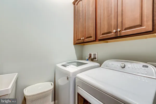 $4,900 | 3873 Billberry Drive, Fairfax, VA 22033