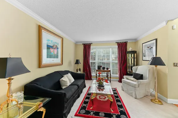$650,000 | 5472 Clearview Drive, North Charleston, SC 29420