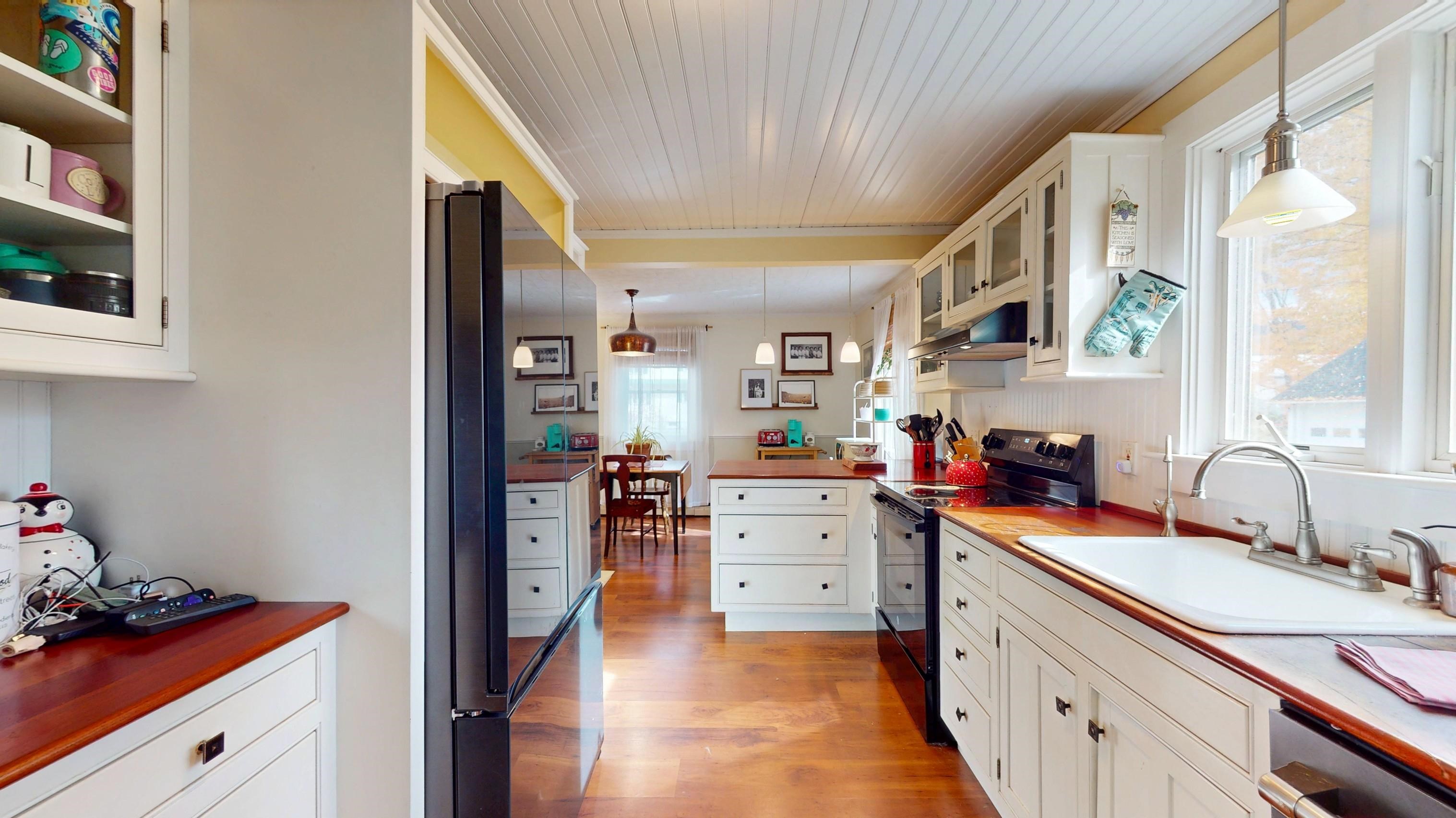 86 Ossie Road Middlebury, VT 05753 - Photo 19 of 46