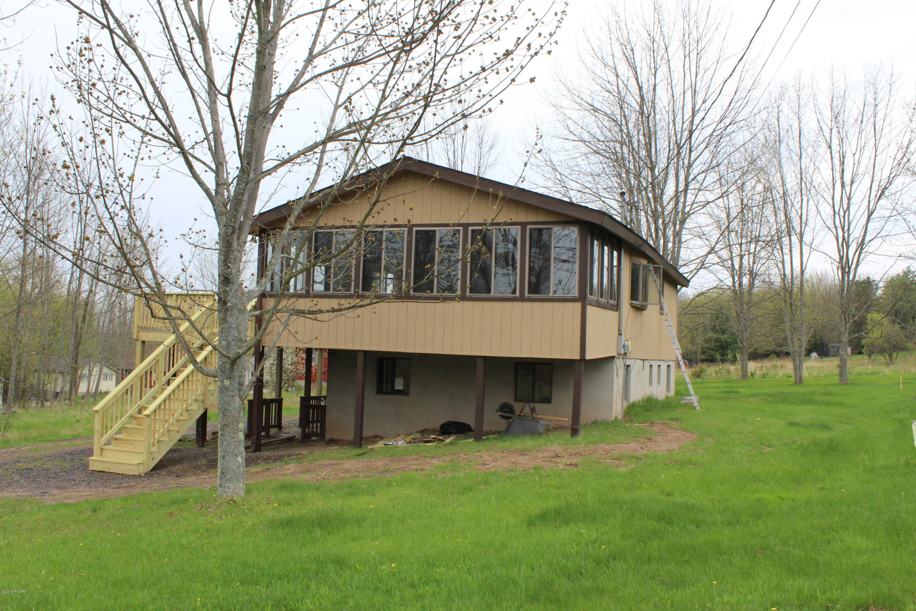 1571 Ridgeview Drive Lake Ariel, PA 18436 - Photo 28 of 36 a home with a yard!