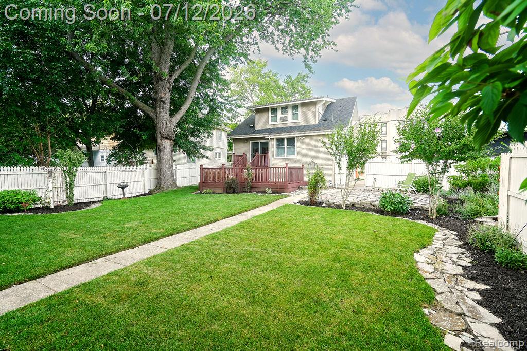 545 Eureka Road Wyandotte, MI 48192 - Photo 57 of 58 Wyandotte(83of85)copy.jpg