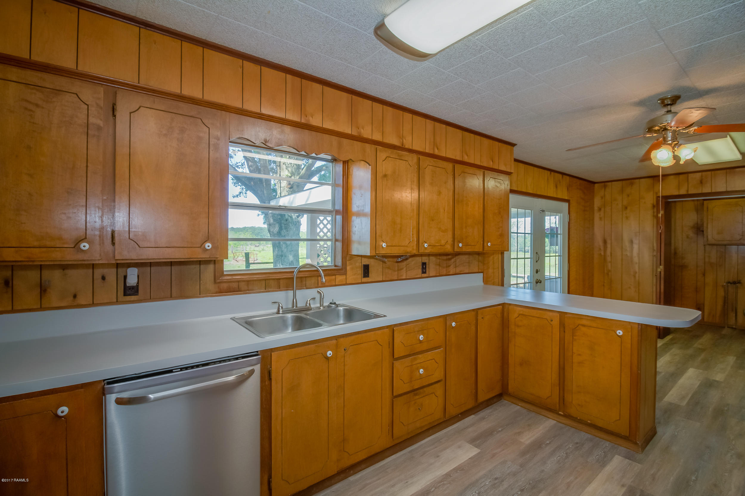 107 Sensat Cove Road Egan, LA 70531 - Photo 18 of 39 IntSensat-8