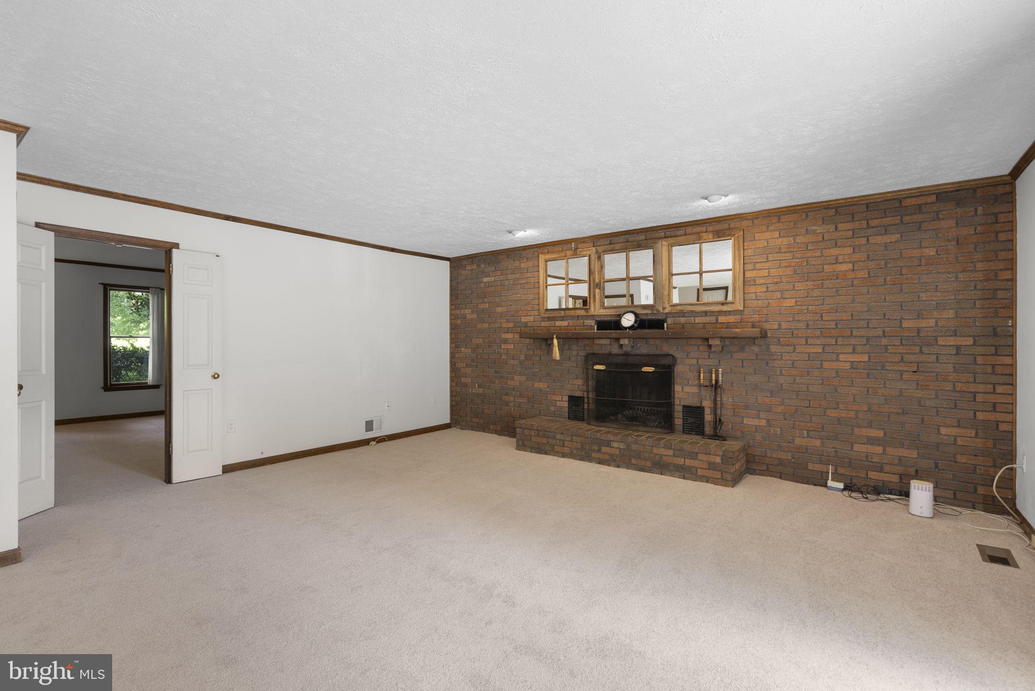 15220 Redgate Drive Silver Spring, MD 20905 - Photo 13 of 65