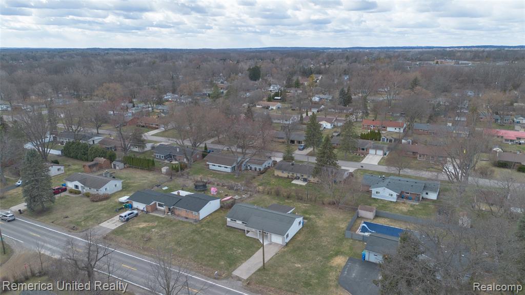 945 North Commerce Road Commerce Township, MI 48382 - Photo 56 of 59