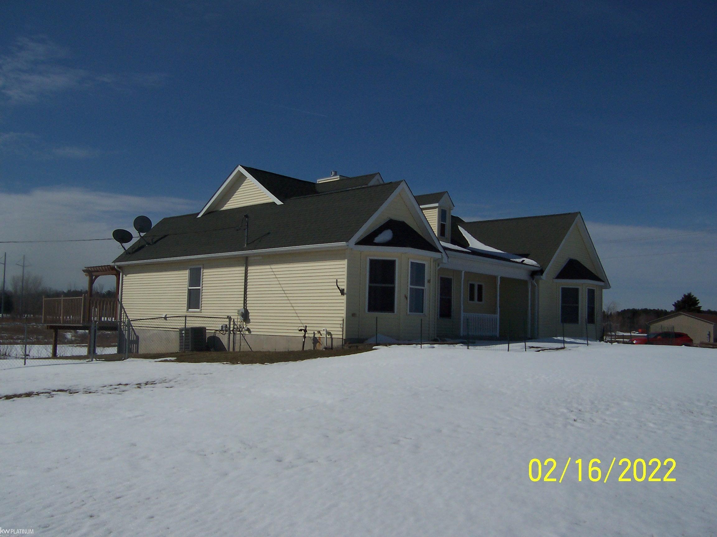 6113 Norman Road Jeddo, MI 48032 - Photo 43 of 53 50103600-42.JPG