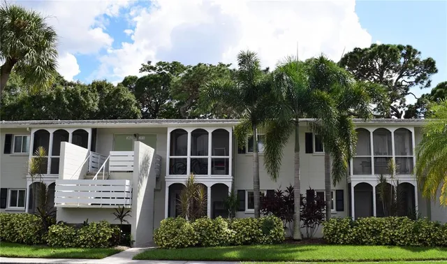 $1,500 | 2304 Ringling Boulevard, Unit 202, Sarasota, FL 34237