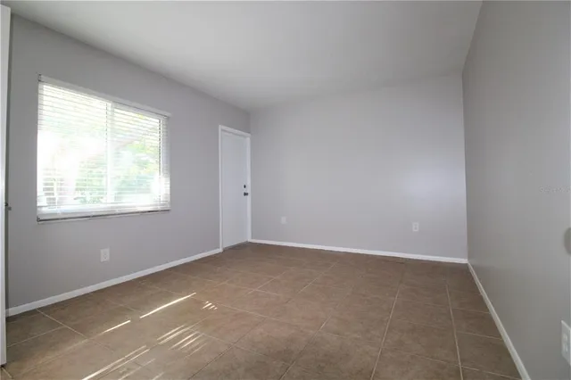 $1,500 | 2304 Ringling Boulevard, Unit 202, Sarasota, FL 34237