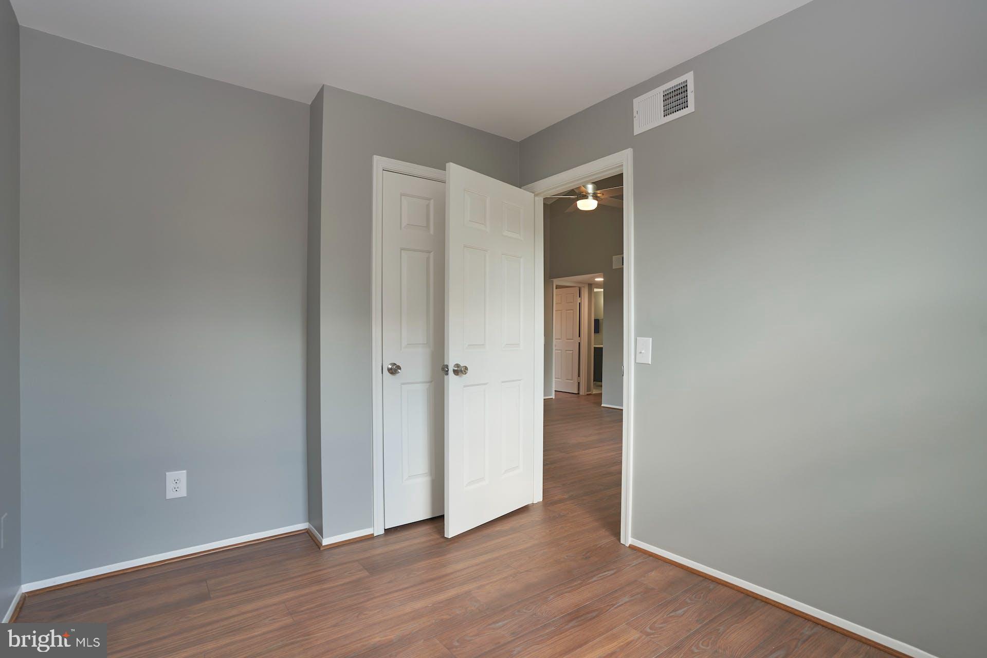 127 Fort Evans Road Southeast Leesburg, VA 20175 - Photo 16 of 20 Gallery Image 16