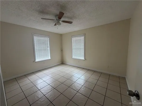 $800 | 906 North 29th Street, McAllen, TX 78501