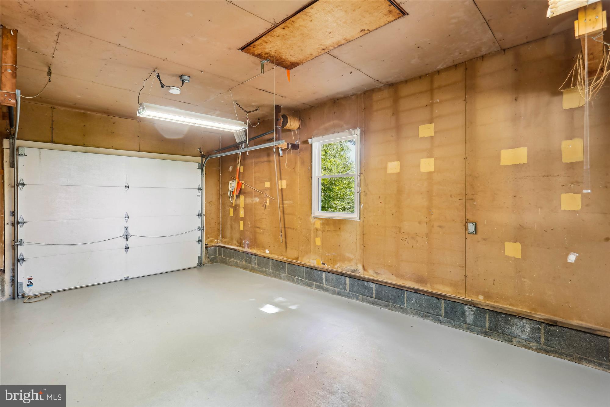 24120 Ridge Road Clarksburg, MD 20871 - Photo 54 of 66 Garage