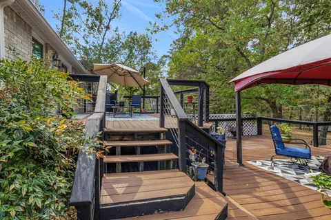 a view of sitting area with furniture and yard