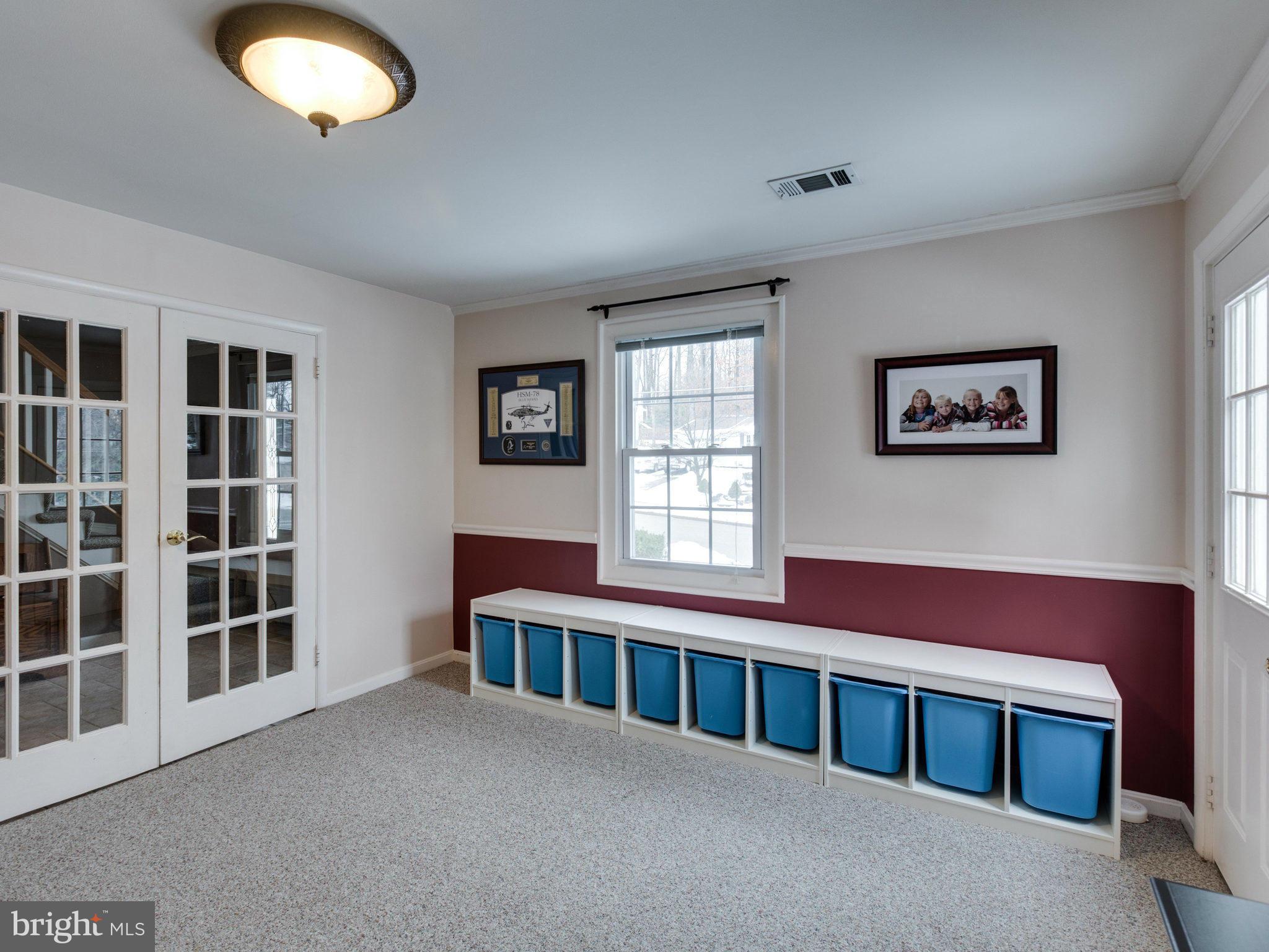 6211 Bardu Avenue Springfield, VA 22152 - Photo 22 of 30 Interior (General)