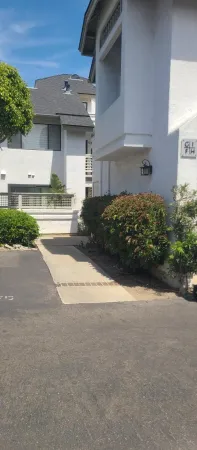 $3,500 | 546 Via De La Valle, Unit F, Solana Beach, CA 92075