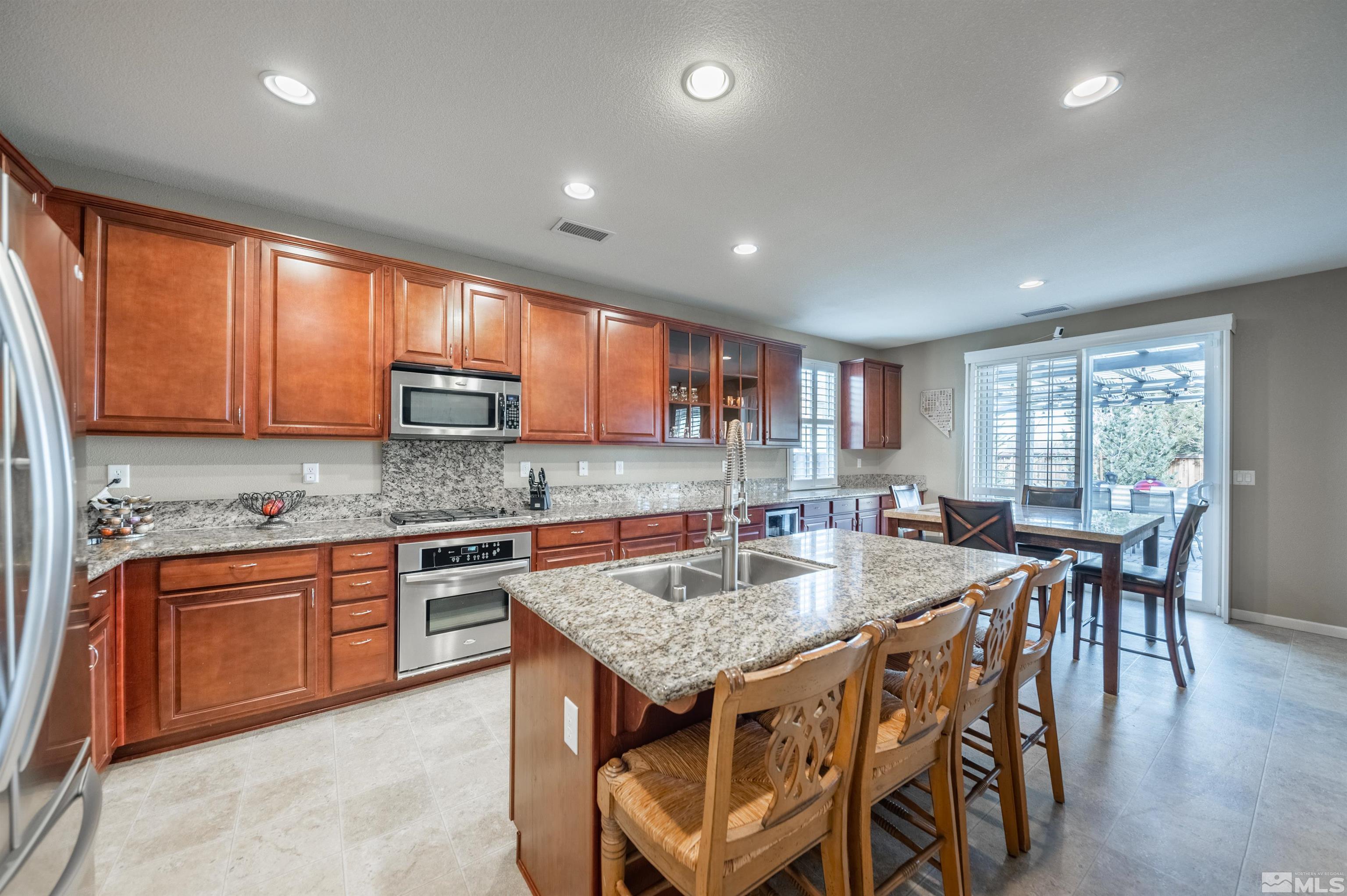 401 Luciana Drive Reno, NV 89521 - Photo 4 of 19 Photo 4