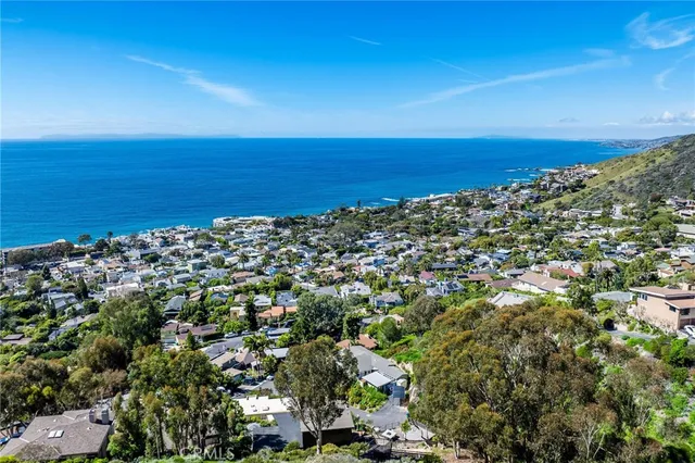$3,995,000 | 22315 3rd Avenue, Laguna Beach, CA 92651