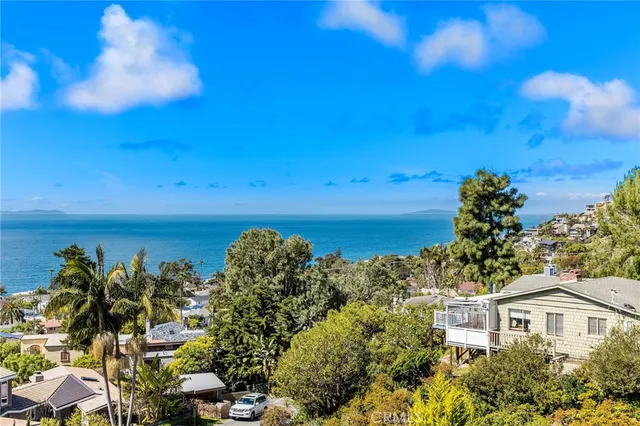 $3,995,000 | 22315 3rd Avenue, Laguna Beach, CA 92651