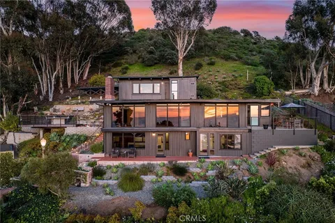 a outdoor view with sitting space