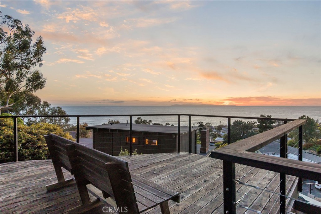 22315 3rd Avenue Laguna Beach, CA 92651 - Photo 5 of 42