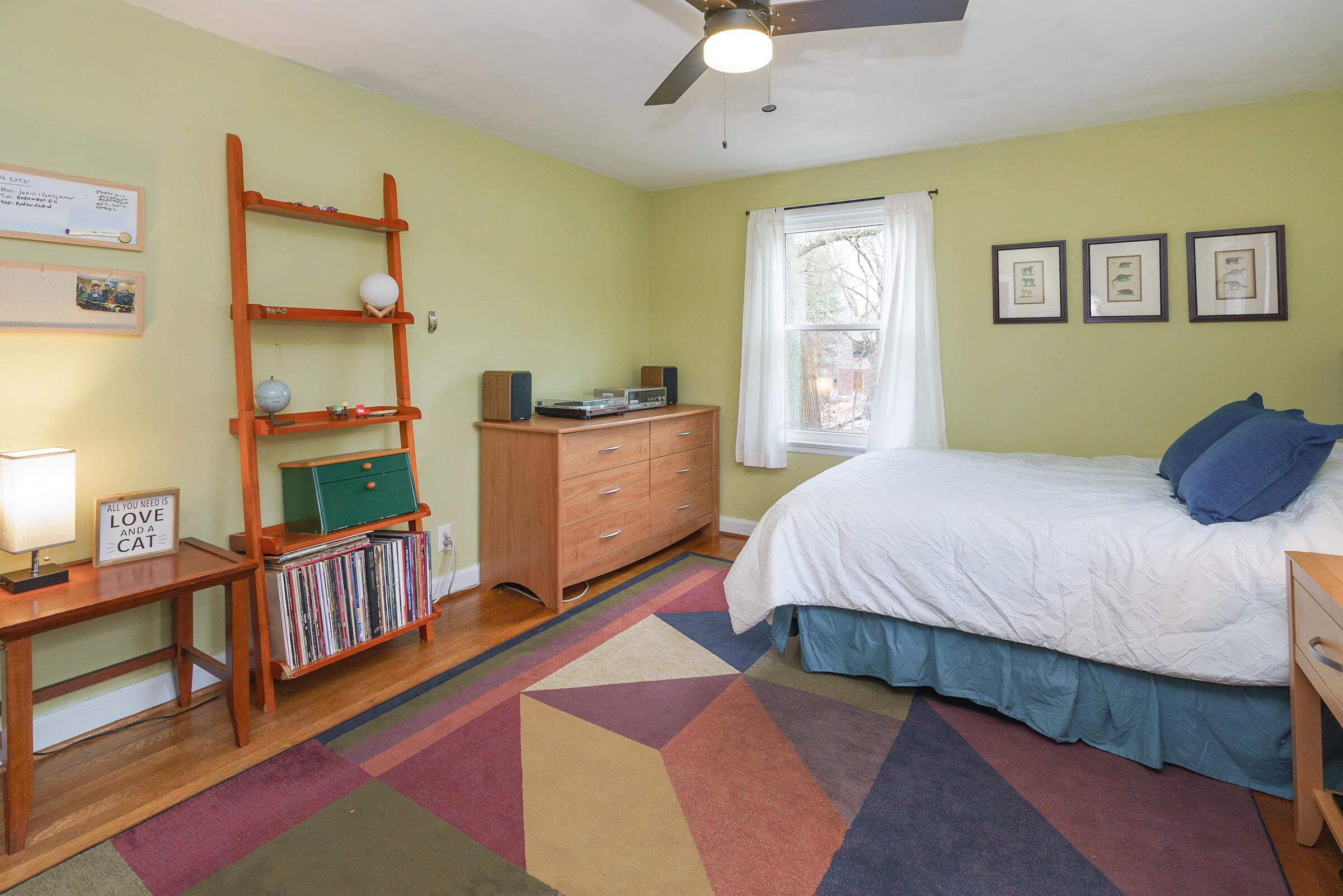 408 Midgard Road Columbus, OH 43202 - Photo 29 of 46 Bedroom 3