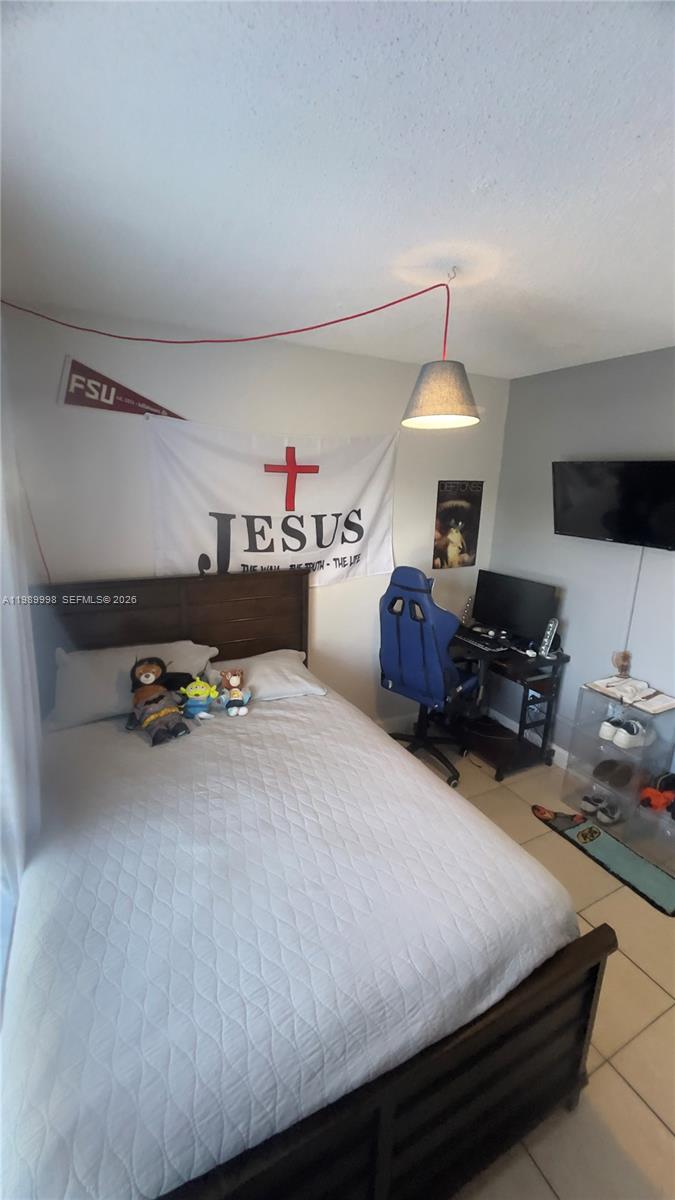 14252 Southwest 175th Terrace Miami, FL 33177 - Photo 20 of 39