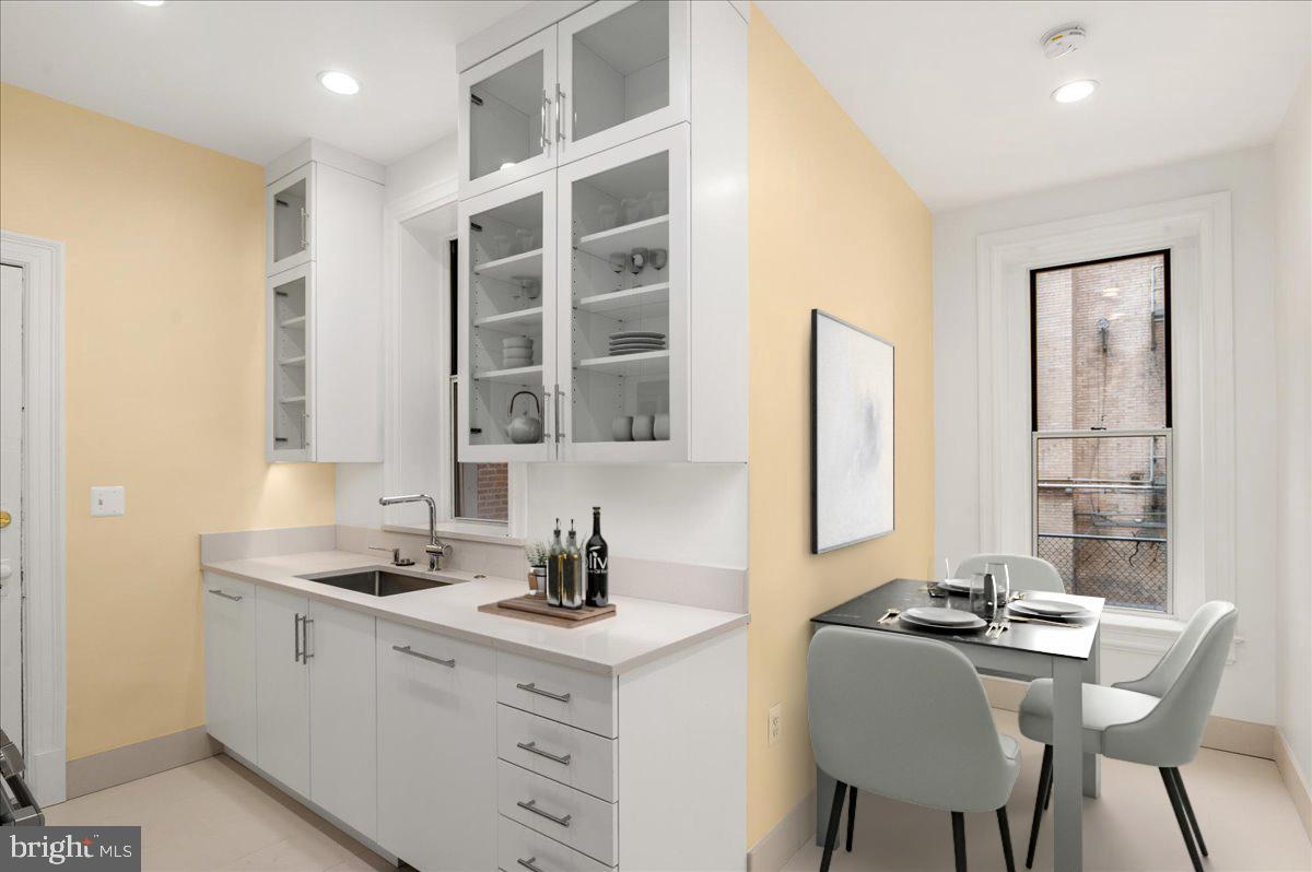 2006 Columbia Road Northwest, Unit 5 Washington, DC 20009 - Photo 15 of 41 Kitchen - virtually staged