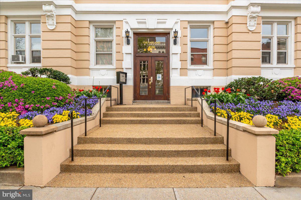 2006 Columbia Road Northwest, Unit 5 Washington, DC 20009 - Photo 2 of 41 Front exterior
