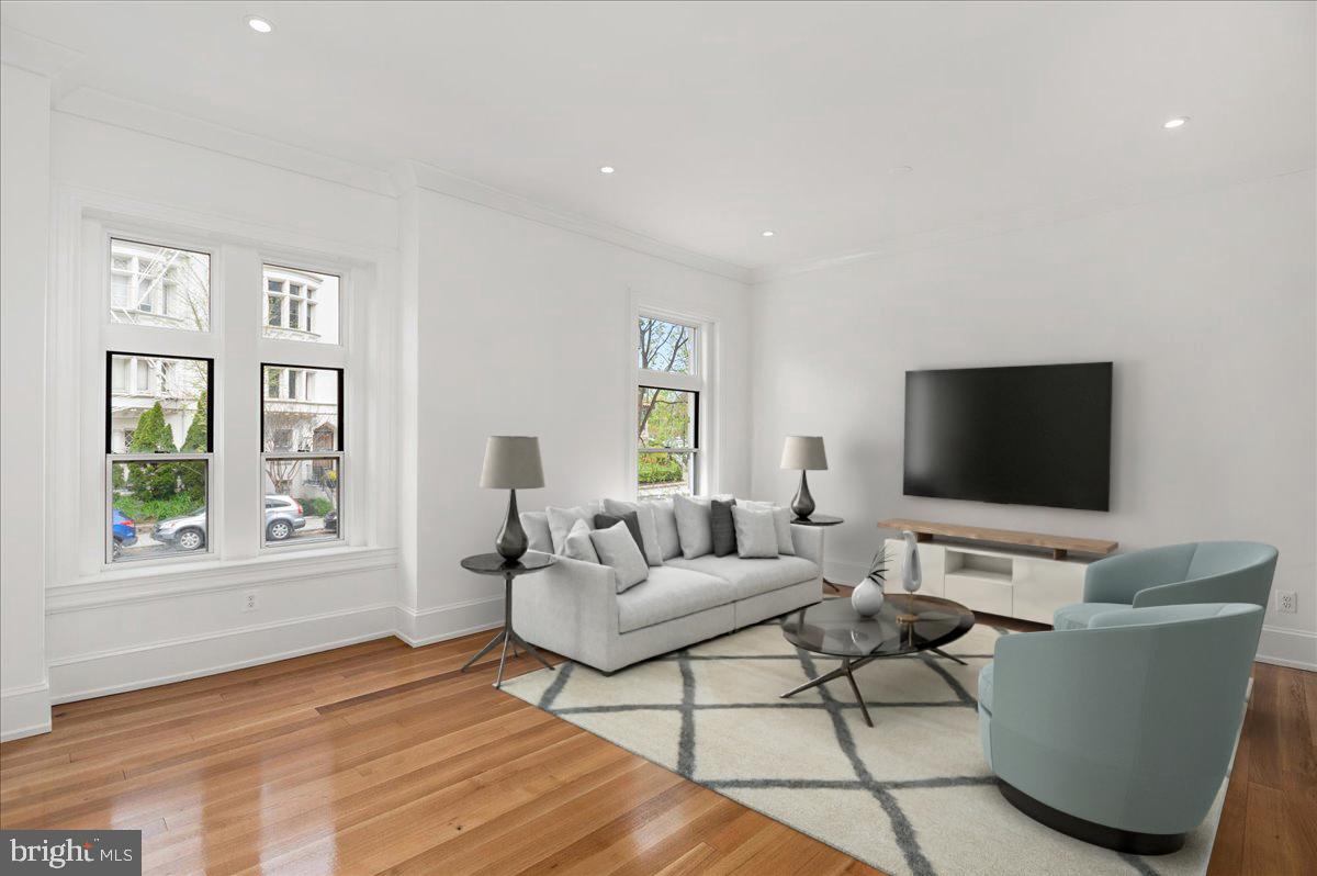2006 Columbia Road Northwest, Unit 5 Washington, DC 20009 - Photo 22 of 41 Living room - virtually staged