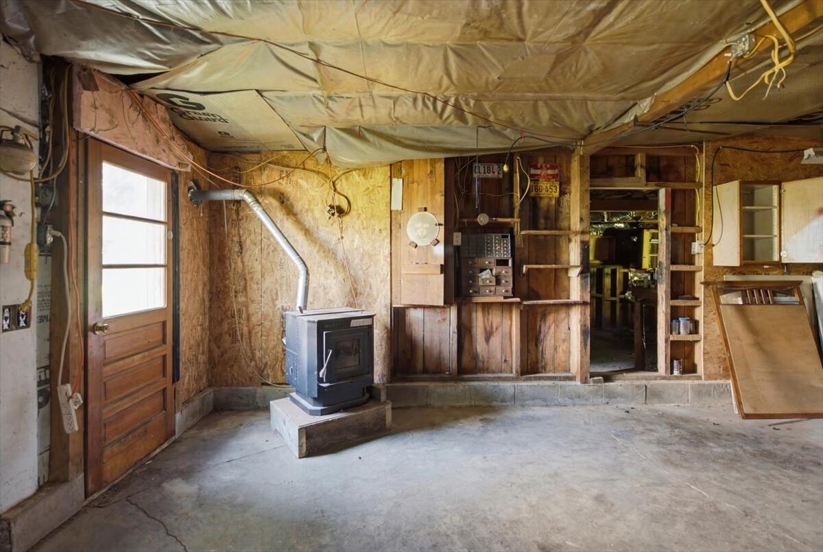 229 Chopps Cross Road Woolwich, ME 04579 - Photo 46 of 60 Garage