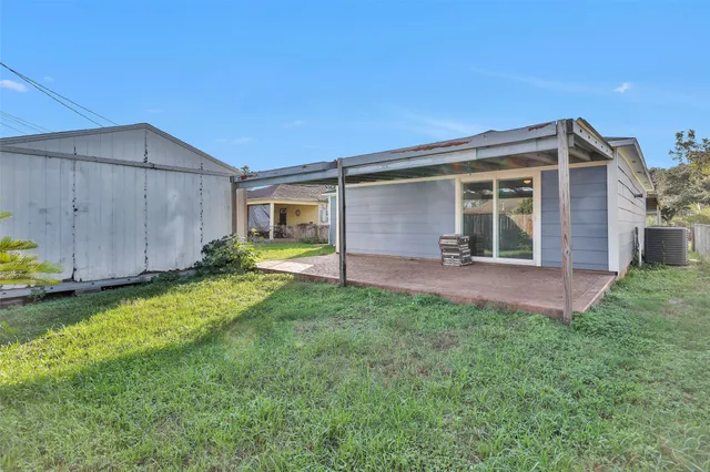 $1,800 | 403 Meters Street, Houston, TX 77020