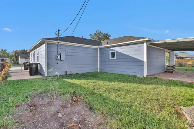 $1,800 | 403 Meters Street, Houston, TX 77020