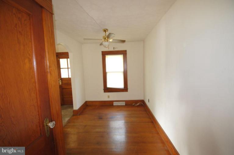 367 Bryarly Road Winchester, VA 22603 - Photo 4 of 11 Dining Room