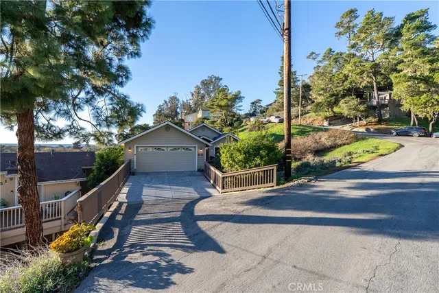 $1,095,000 | 5521 Sunbury Avenue, Cambria, CA 93428