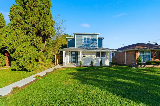 $369,900 | 9423 South Sangamon Street, Chicago, IL 60620