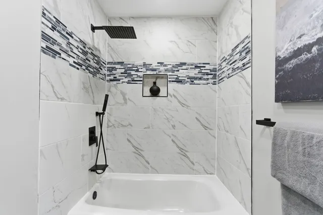 $369,900 | 9423 South Sangamon Street, Chicago, IL 60620