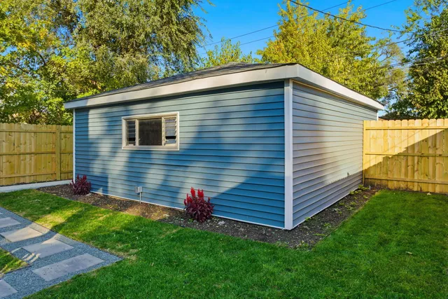 $369,900 | 9423 South Sangamon Street, Chicago, IL 60620