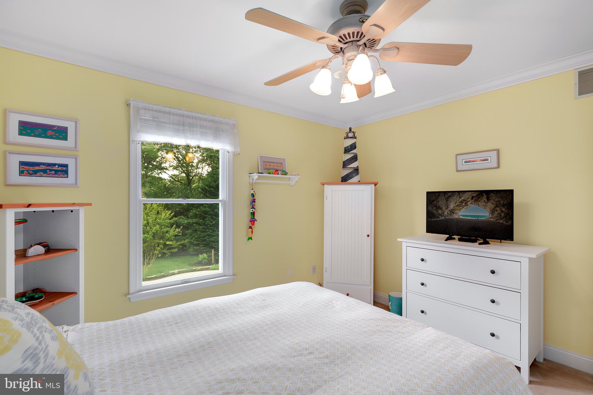 7679 Water Oak Point Road Pasadena, MD 21122 - Photo 33 of 45 Gallery Image 33