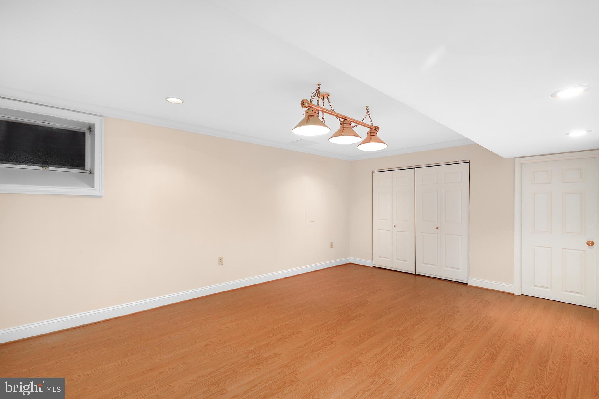 7679 Water Oak Point Road Pasadena, MD 21122 - Photo 36 of 45 Gallery Image 36