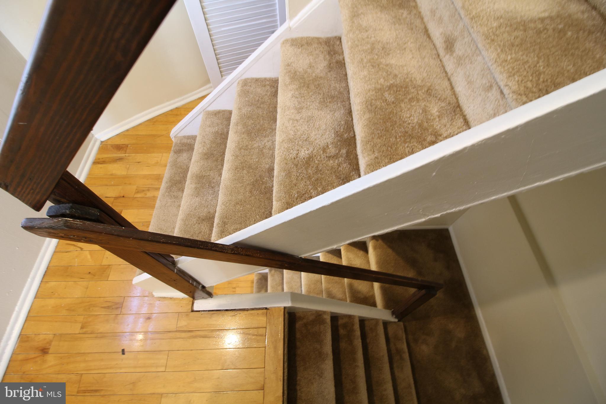 929 Spruce Street, Unit B Philadelphia, PA 19107 - Photo 2 of 14