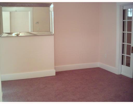 241 Friday Road Pittsburgh, PA 15209 - Photo 6 of 15 Living Room.