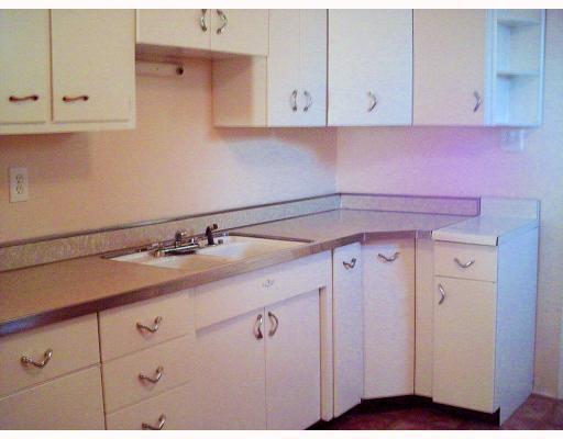 241 Friday Road Pittsburgh, PA 15209 - Photo 10 of 15 Kitchen.